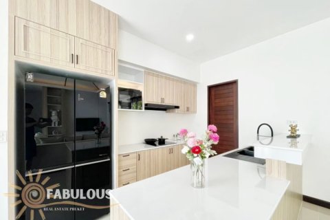 Villa in Rawai, Thailand 3 Schlafzimmer № 179351 - Foto 12