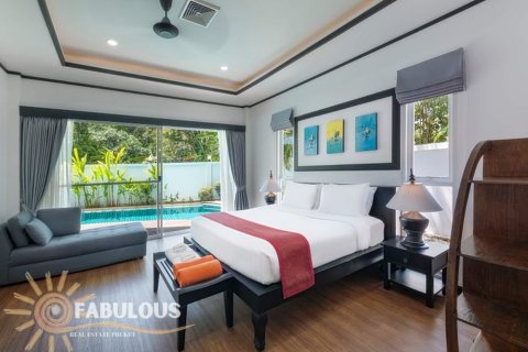 Chalet de 5 dormitorios en Kamala, Tailandia № 179354 - foto 3