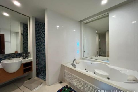 Studio in the Condo in Pattaya, Thailand № 70374 - photo 12