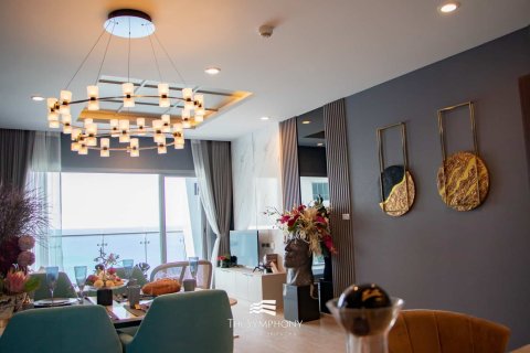Condo in Pattaya, Thailand, 4 bedrooms № 166332 - photo 4