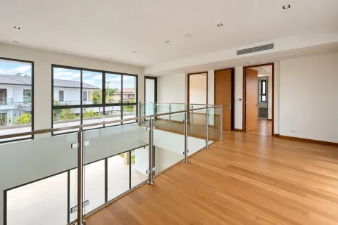 House in Bang Tao, Thailand 4 bedrooms № 233815 - photo 4
