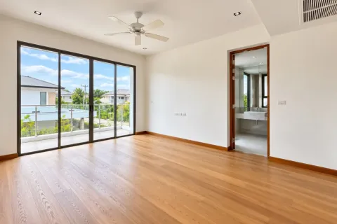 House in Bang Tao, Thailand 4 bedrooms № 233815 - photo 7