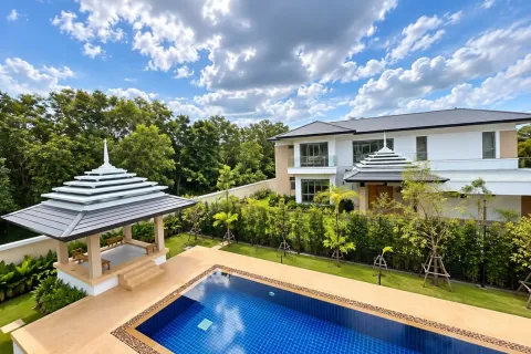 House in Bang Tao, Thailand 4 bedrooms № 233815 - photo 2