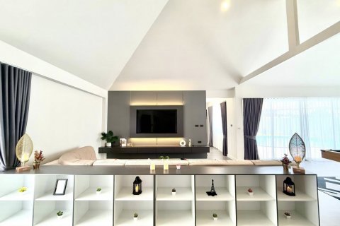 Casa de 3 dormitorios en Chon Buri, Tailandia № 133608 - foto 6