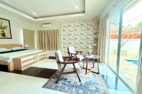 Casa de 3 dormitorios en Bang Lamung, Tailandia № 133611 - foto 12