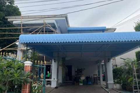 Casa de 3 dormitorios en Pattaya, Tailandia № 133609 - foto 4