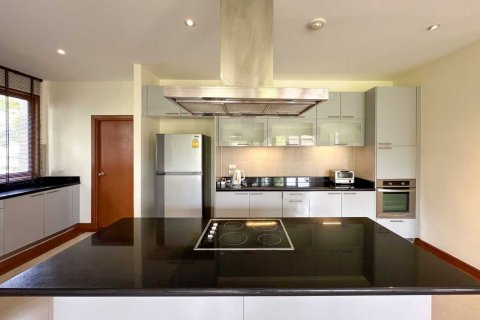 House in Bang Tao, Thailand 4 bedrooms № 74497 - photo 15