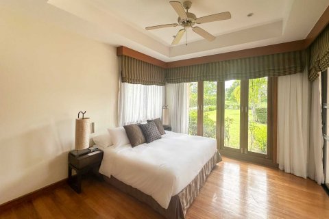House in Bang Tao, Thailand 4 bedrooms № 74497 - photo 29