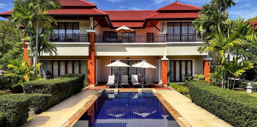 House in Bang Tao, Thailand 4 bedrooms № 74497