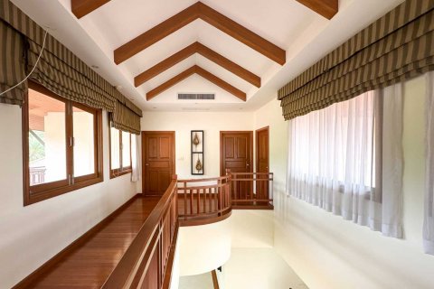 House in Bang Tao, Thailand 4 bedrooms № 74497 - photo 20