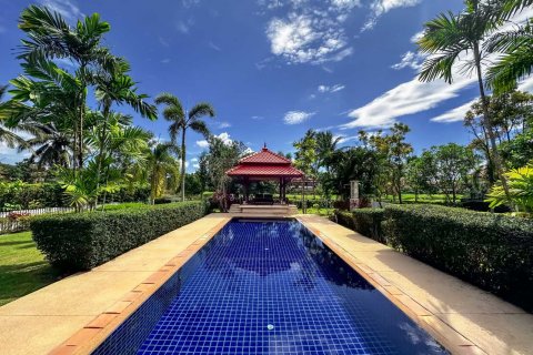 House in Bang Tao, Thailand 4 bedrooms № 74497 - photo 4