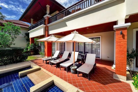 House in Bang Tao, Thailand 4 bedrooms № 74497 - photo 3