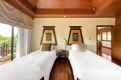 House in Bang Tao, Thailand 4 bedrooms № 74497 - photo 22