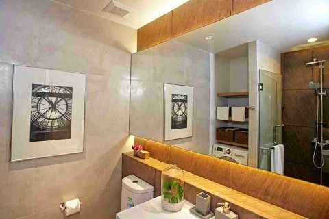 Condominio de 1 dormitorio en Thonburi, Bangkok, Tailandia № 208704 - foto 7