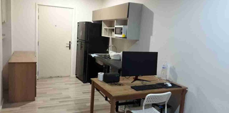 Condominio de 1 dormitorio en Thonburi, Bangkok, Tailandia № 208700