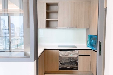 Sobre plano CIRCLE SUKHUMVIT 31 en Bangkok, Tailandia № 2899 - foto 5