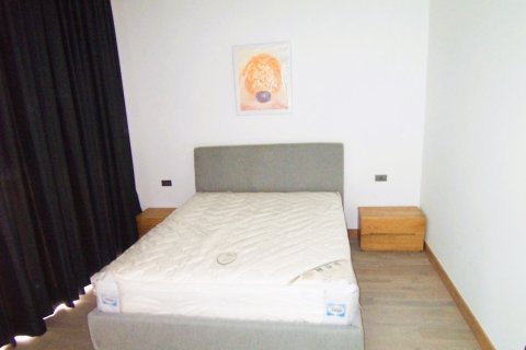 Dúplex de 3 dormitorios en Bangkok, Tailandia № 180936 - foto 13