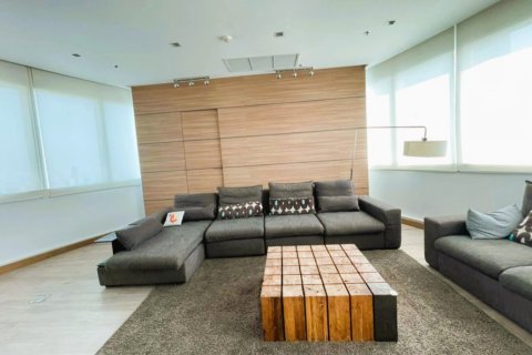 Duplex à Bangkok, Thaïlande 3 chambres № 180936