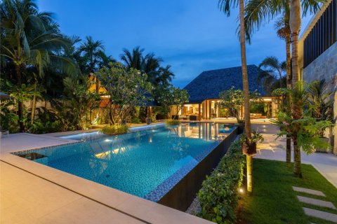 Casa de 7 dormitorios en Phuket, Tailandia № 180939 - foto 22