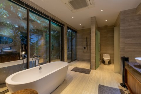 Casa de 7 dormitorios en Phuket, Tailandia № 180939 - foto 27