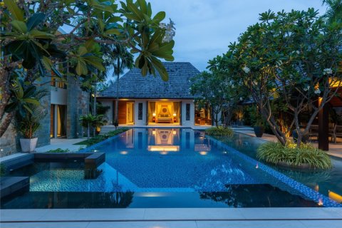 Casa de 7 dormitorios en Phuket, Tailandia № 180939 - foto 14