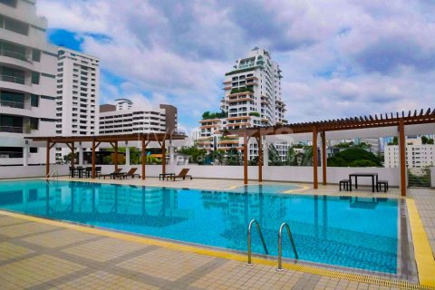 Condominio de 2 dormitorios en Bangkok, Tailandia № 65496 - foto 16