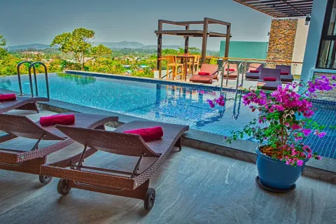 Chalet de 7 dormitorios en Phuket, Tailandia № 190635 - foto 22