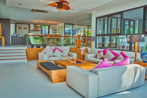 Chalet de 7 dormitorios en Phuket, Tailandia № 190635 - foto 6