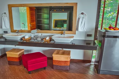 Chalet de 7 dormitorios en Phuket, Tailandia № 190635 - foto 12