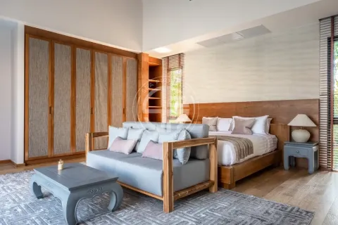 Chalet de 4 dormitorios en Phuket, Tailandia № 190640 - foto 8