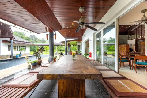 Chalet de 6 dormitorios en Pa Klok, Tailandia № 190639 - foto 27
