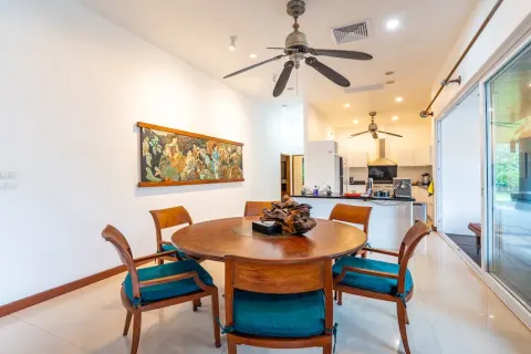 Chalet de 6 dormitorios en Pa Klok, Tailandia № 190639 - foto 4
