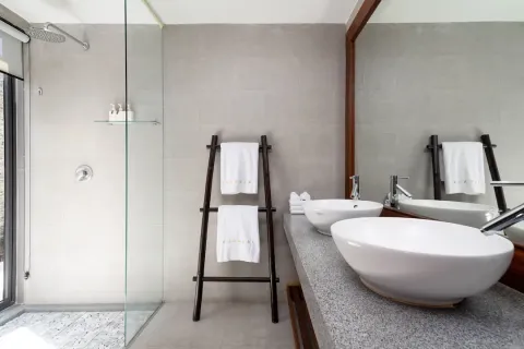 Chalet de 6 dormitorios en Ko Samui, Tailandia № 190638 - foto 11