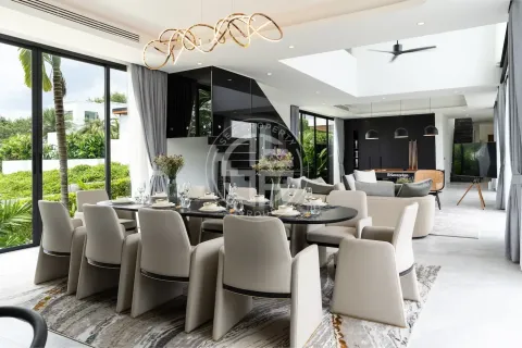Chalet de 4 dormitorios en Phuket, Tailandia № 190636 - foto 3