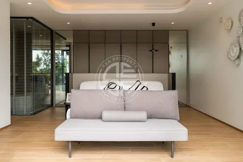 Chalet de 4 dormitorios en Phuket, Tailandia № 190636 - foto 11
