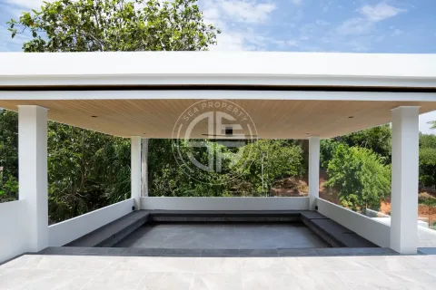 Chalet de 4 dormitorios en Phuket, Tailandia № 190636 - foto 14
