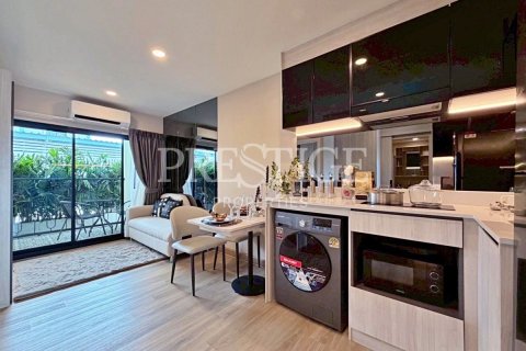 Condominio de 1 dormitorio en Pattaya, Tailandia № 208952 - foto 4