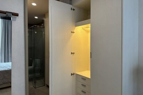 Condominio de 1 dormitorio en Bangkok, Tailandia № 143072 - foto 11