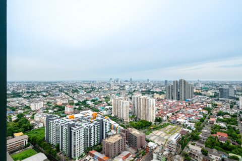 Condominio de 2 dormitorios en Phra Khanong, Bangkok, Tailandia № 143070 - foto 13
