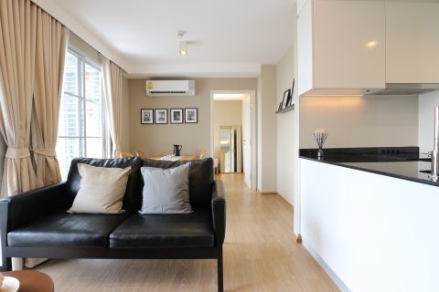 Condo à Bangkok, Thaïlande, 2 chambres  № 143068