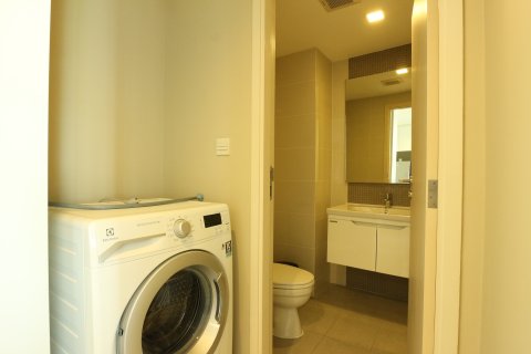 Condominio de 2 dormitorios en Bangkok, Tailandia № 143068 - foto 9