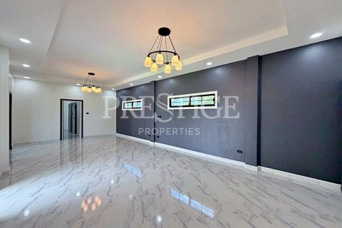 Casa de 3 dormitorios en Pattaya, Tailandia № 220691 - foto 4