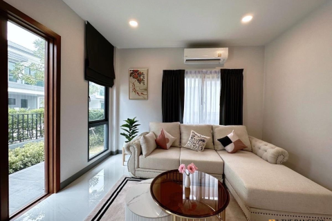 Haus in Bangkok, Thailand 4 Schlafzimmer № 190414 - Foto 3