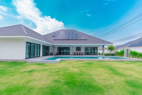 Chalet de 4 dormitorios en Hua Hin, Tailandia № 167127 - foto 3