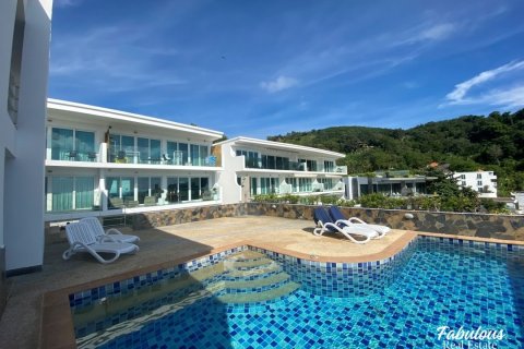 Condominio de 2 dormitorios en Kata, Tailandia № 179743