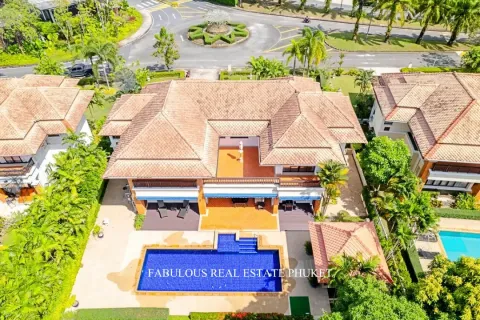 Villa in Bang Tao, Thailand 5 bedrooms № 179748 - photo 3