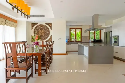 Villa in Bang Tao, Thailand 5 bedrooms № 179748 - photo 7