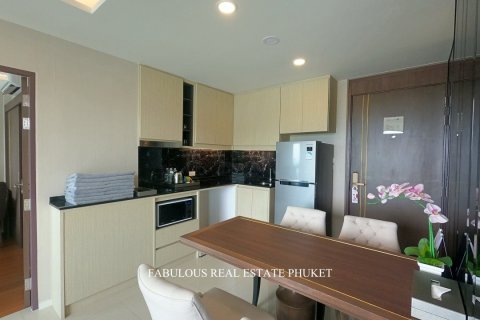 Condominio de 2 dormitorios en Surin Beach, Tailandia № 179745 - foto 19