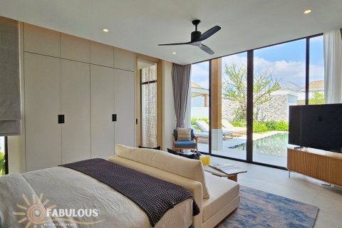 Chalet de 3 dormitorios en Bang Tao, Tailandia № 179742 - foto 9