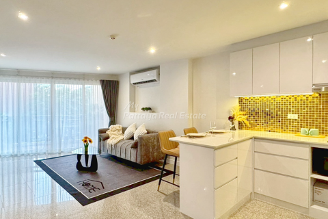 Condominio de 2 dormitorios en Bang Lamung, Tailandia № 146541